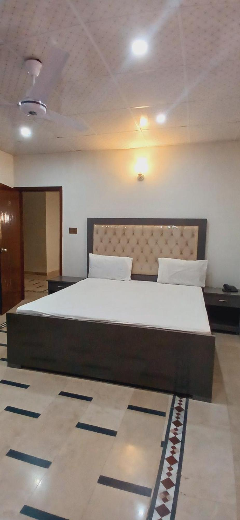 Subhan Palace Guest House Karachi Exterior photo